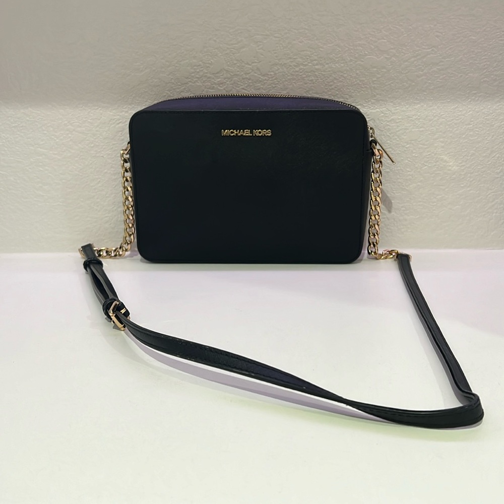 Black Micheal Kors purse